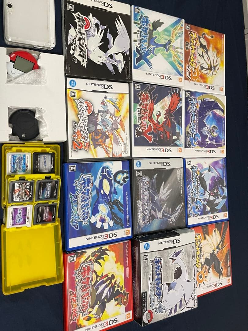 ポケモン 3DSソフトセット 映画館　アルセウス　ピカチュウケース付き