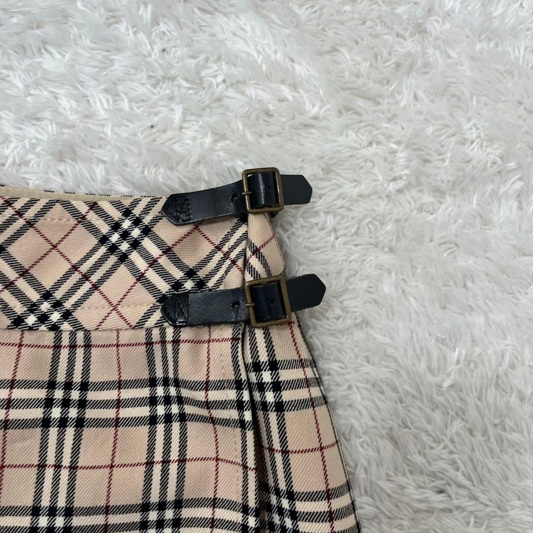 美品 バーバリーブルーレーベル ノバチェック巻きスカート ベージュ　レザーベルト