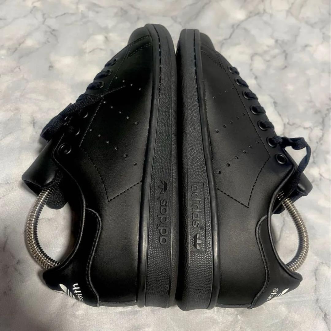 【美品】adidas アディダススタンスミス スニーカー 黒24.5