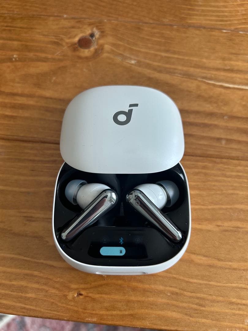 ジーコ　soundcore Liberty 4 Pro ワイヤレスイヤホン