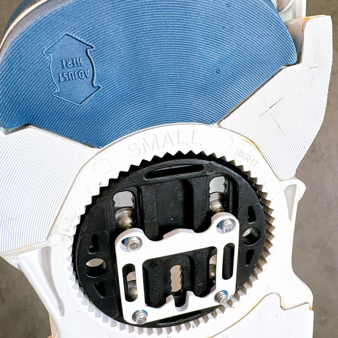 【SALOMON2点セット】レディーススノーボード　サロモン138cmバイン付き