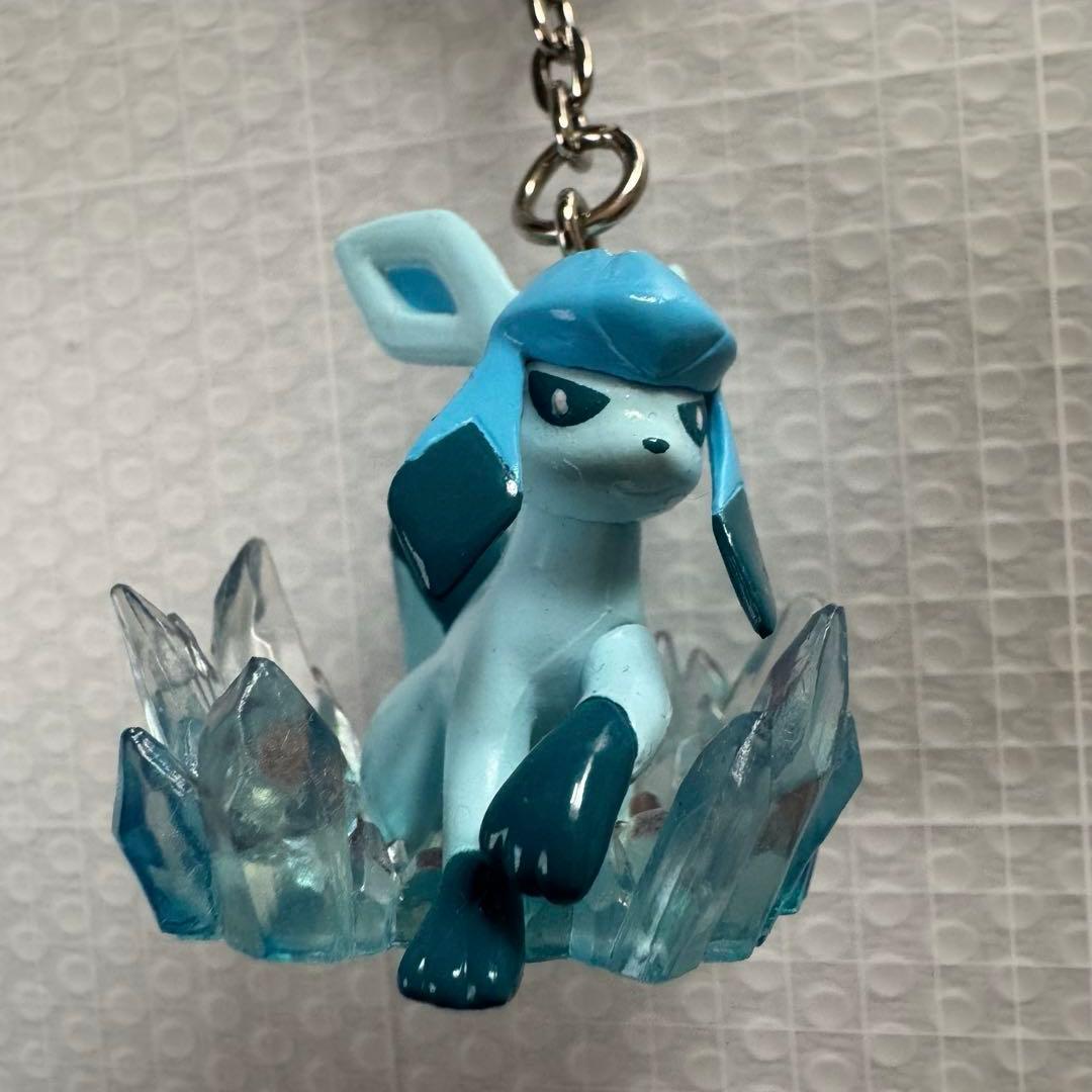 ルカリオ　ヒードラン　グレイシア　ポケモン　エフェクティブキーホルダー