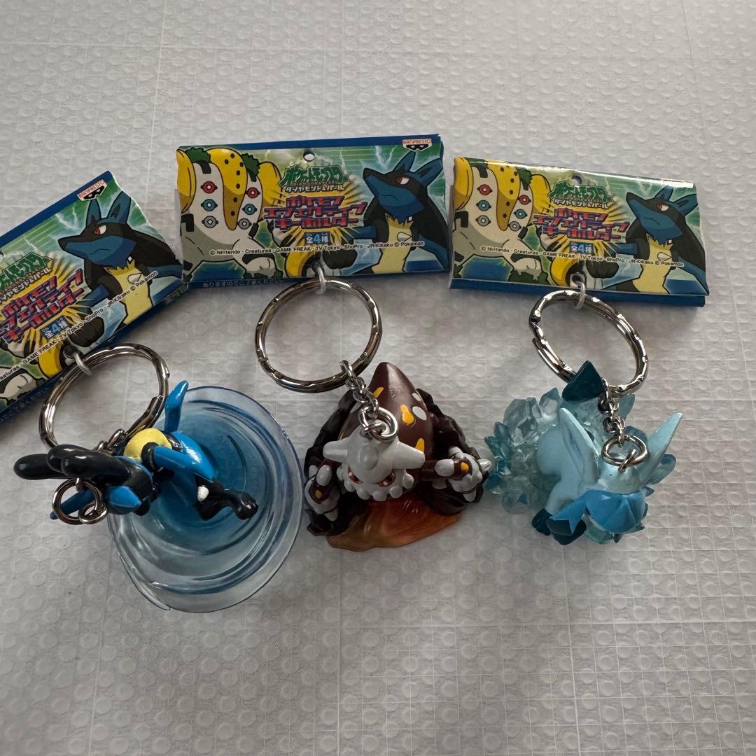 ルカリオ　ヒードラン　グレイシア　ポケモン　エフェクティブキーホルダー