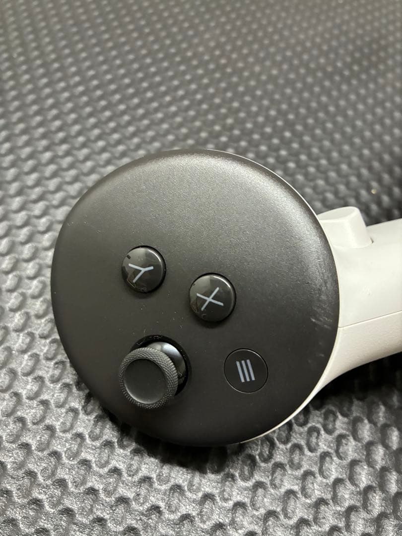  Quest Touch Plusコントローラー　 左のみ