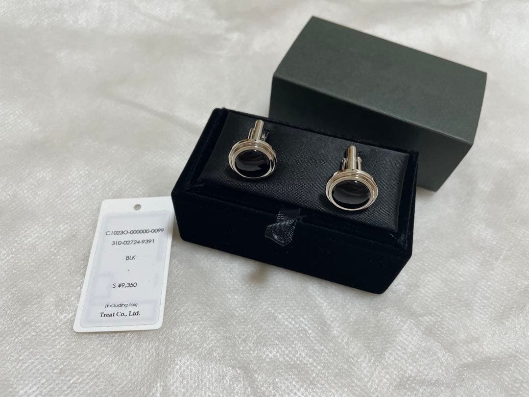 トリートドレッシング　新郎　蝶ネクタイ　カフス　チーフ　小物