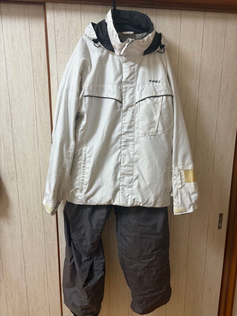 スキーウェアレディース&メンズウェアセット