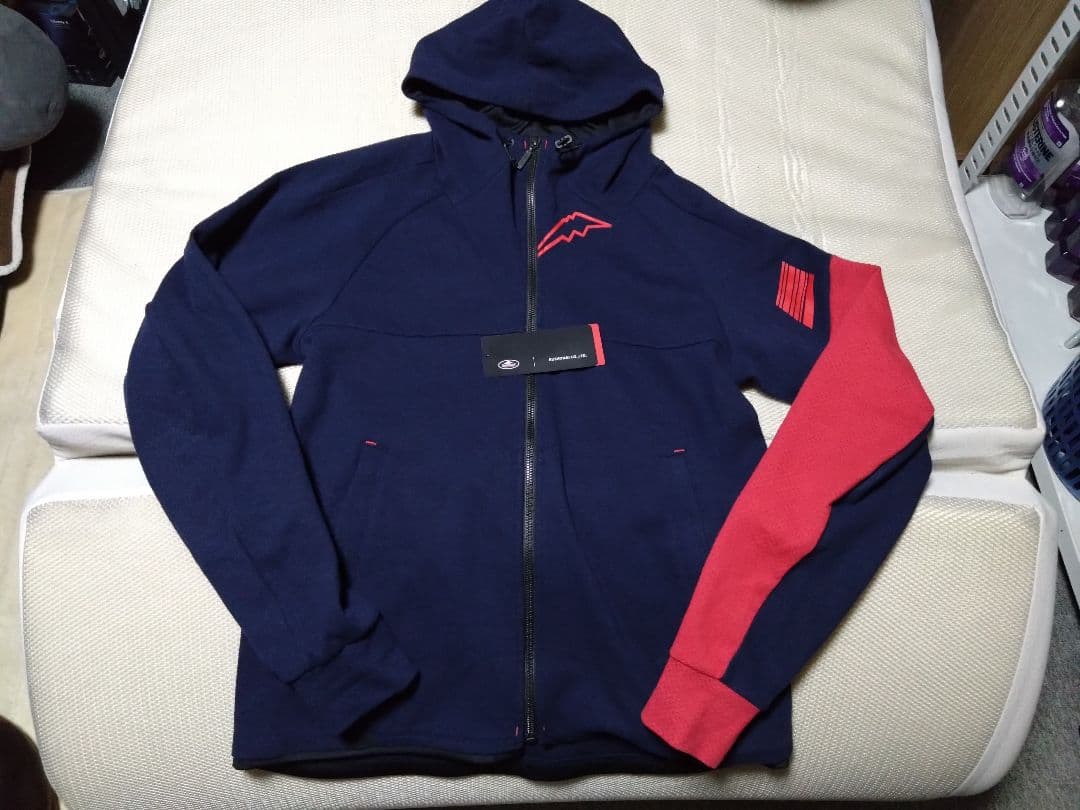 クシタニ レブロフーディK-1356 LL