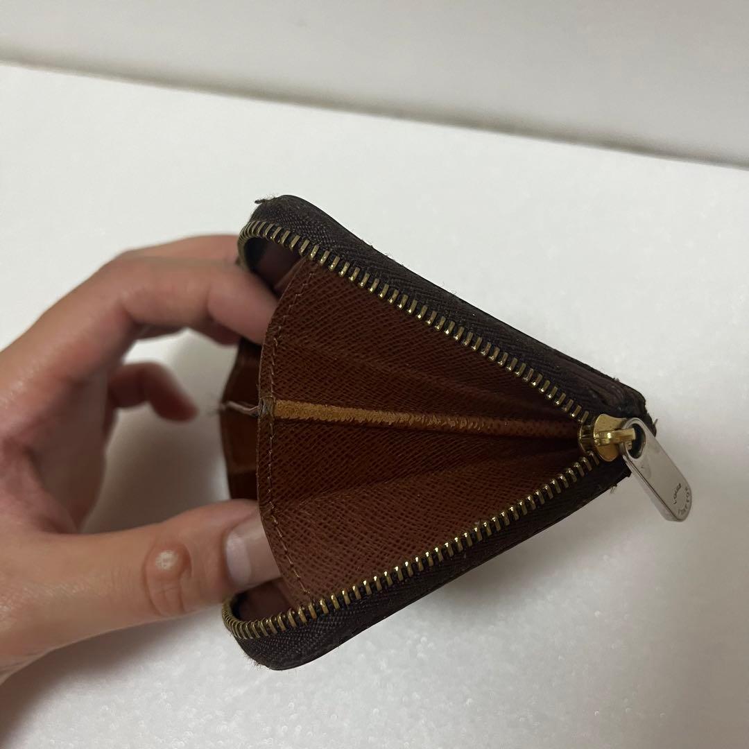 ルイヴィトン　モノグラム　パース　財布　小銭入れ　M60067