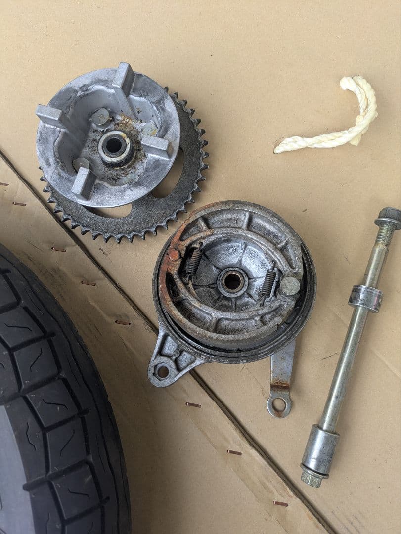 グラストラッカー　ビッグボーイ　リアホイール