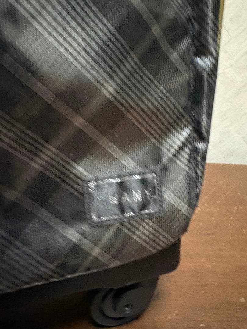 【美品】SWANYチェック柄 キャリーケース　美品　23年製　スワニー