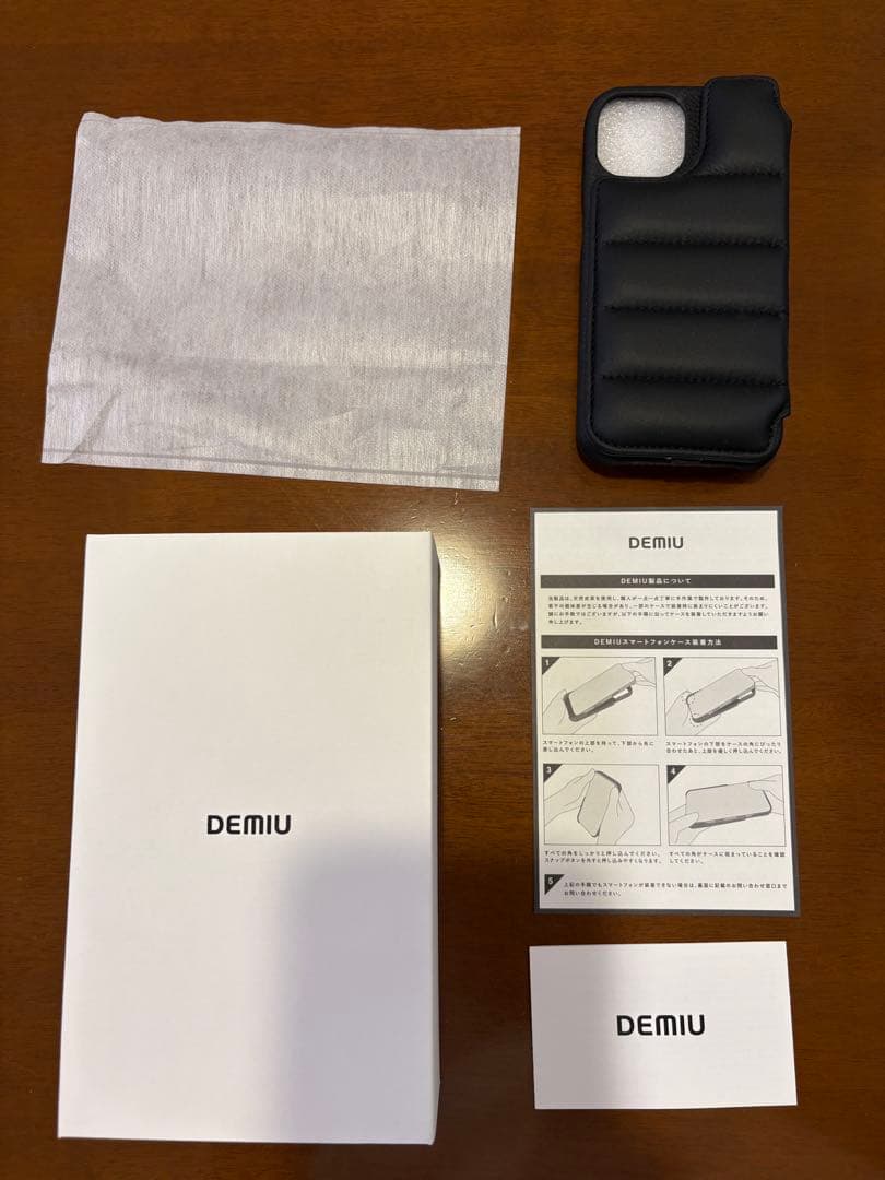 DEMIU デミュウ　BALLON iPhone15