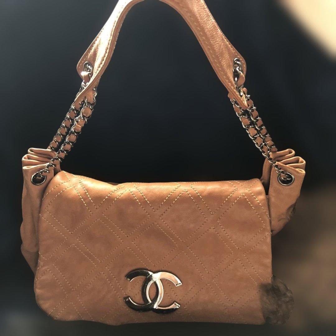 CHANEL フラップバッグ　稀少品model