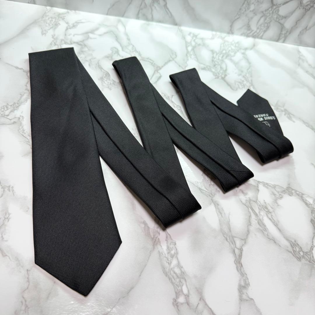 ✨極美品✨ 激レア LOUISVUITTON ネクタイ シルク ヴィヴィエンヌ