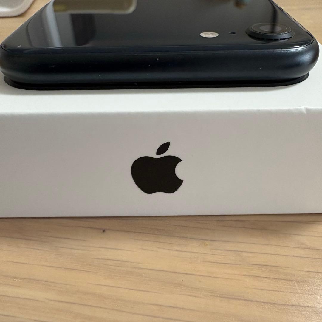 iPhone SE3 ミッドナイト SIMフリー iPhoneSE3 Apple