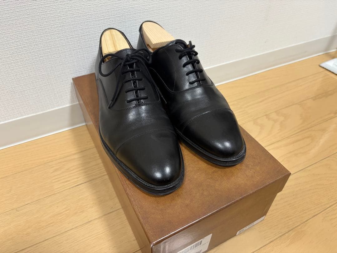 Berwick 1707 ブラックレザーシューズ 5224