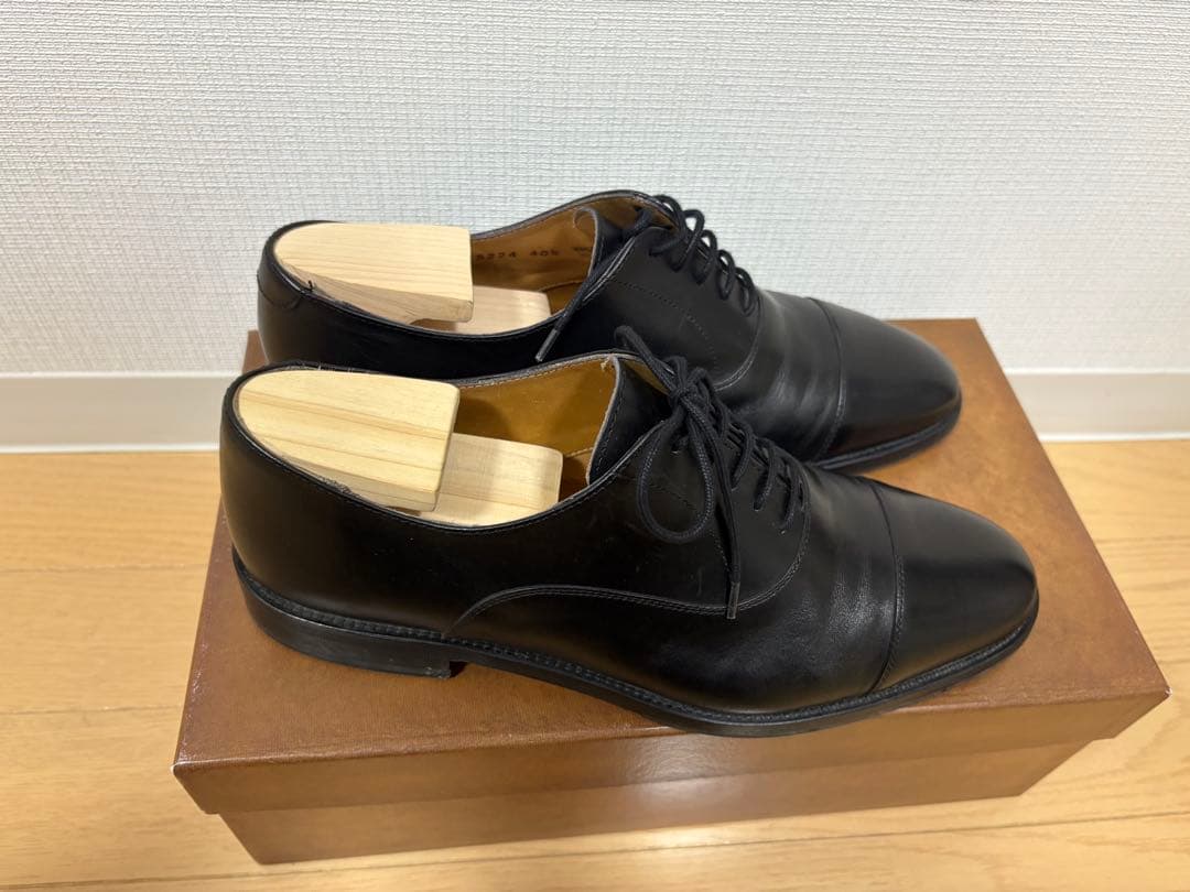 Berwick 1707 ブラックレザーシューズ 5224