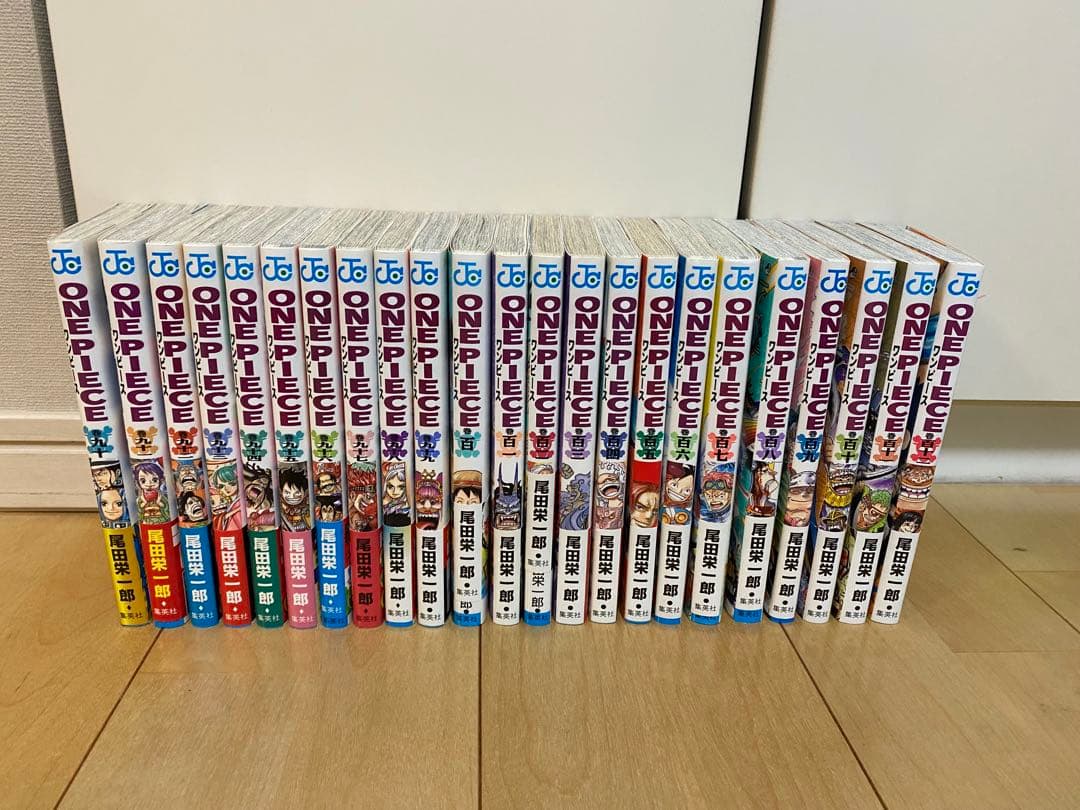 ワンピース　全巻（初版多数）1〜112巻　関連本　映画パンフレット　計128冊