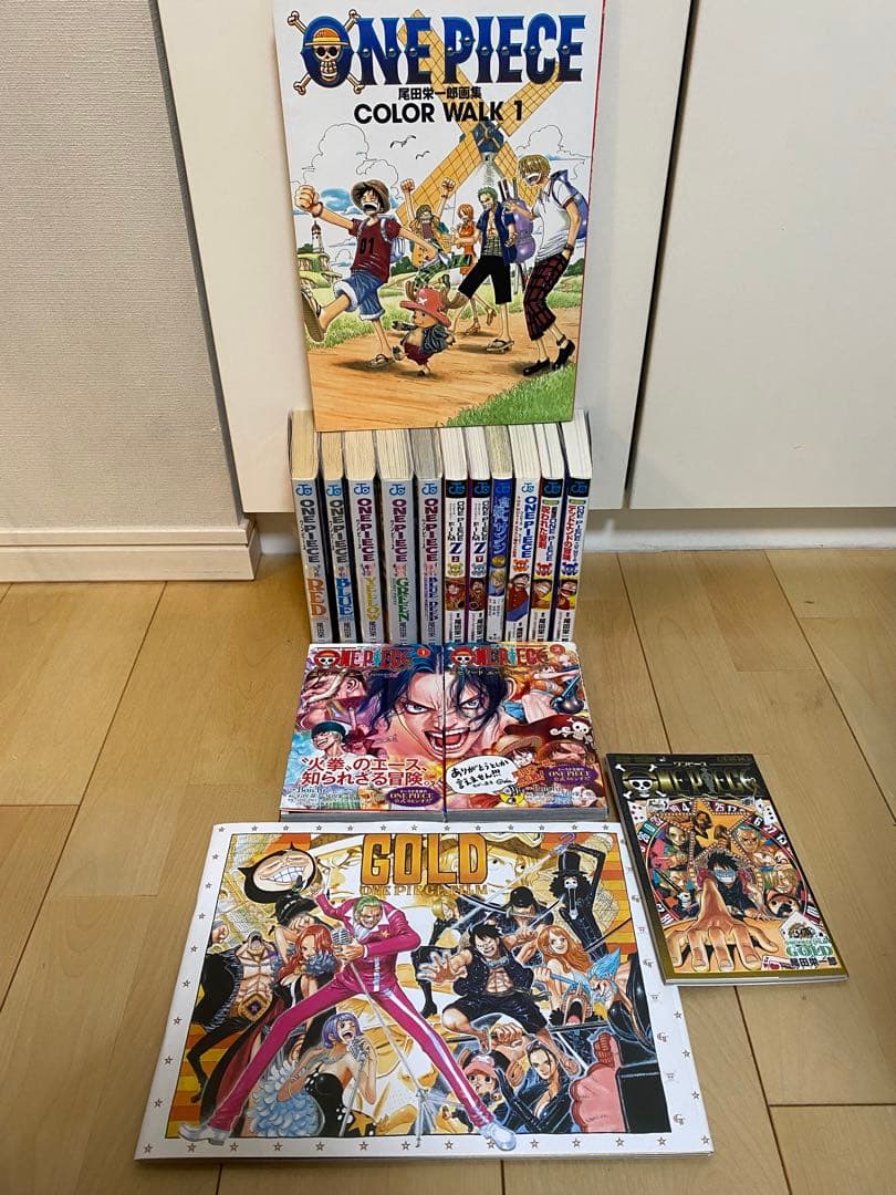 ワンピース　全巻（初版多数）1〜112巻　関連本　映画パンフレット　計128冊