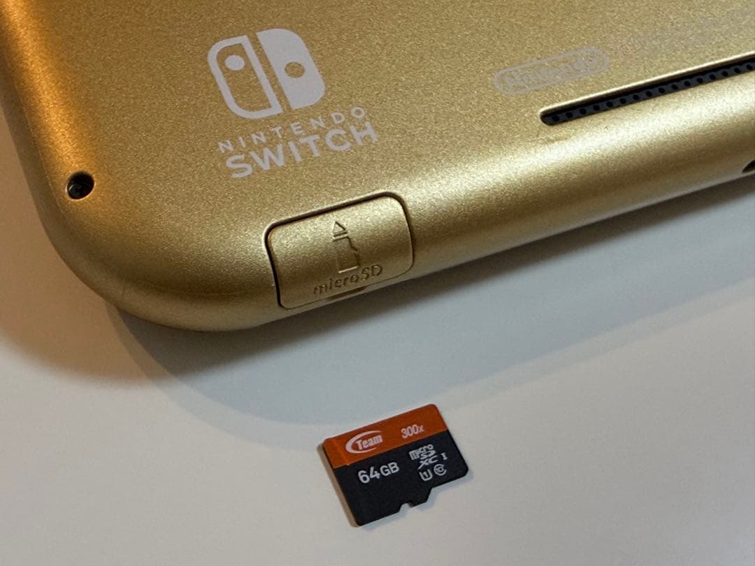 【SDカード付】NintendoSwitch Lite ハイラルエディション