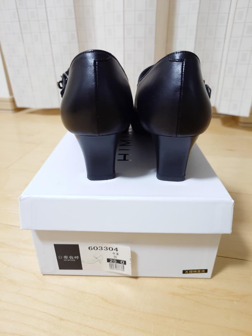 卑弥呼 ヒミコ ヒールスクエアトゥストラップパンプス 25cm ブラック 黒