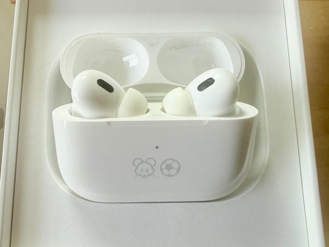 Apple AirPods Pro 2 MagSafe充電ケース(USB-C)付