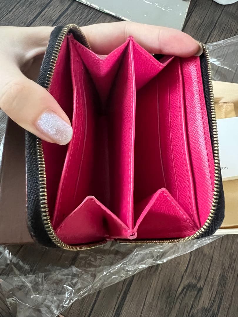 美品✨ルイヴィトン マルチカラー　ジッピー　パース　黒　小銭入れ