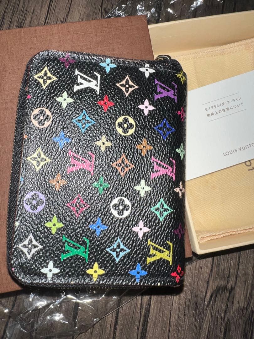 美品✨ルイヴィトン マルチカラー　ジッピー　パース　黒　小銭入れ