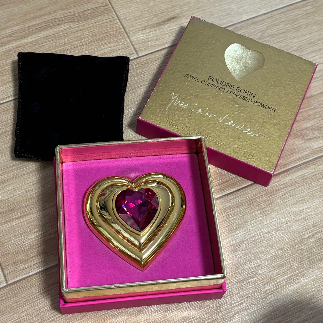 イヴサンローラン　ジュエル　シルキーフィニッシュプレストパウダー