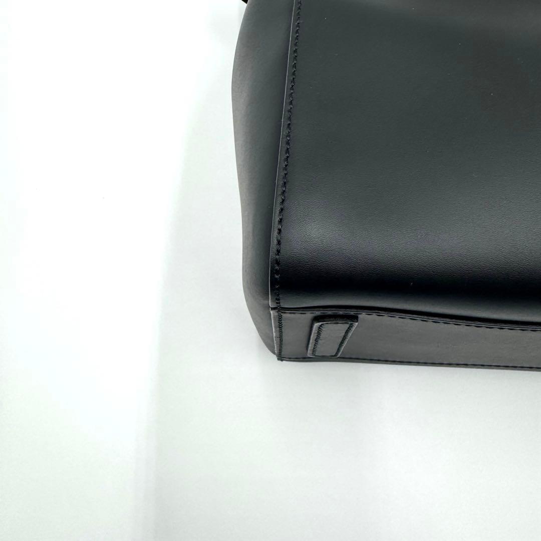 新品 フルラ Lucky ビジネスバッグ 2way レザー ロゴ金具 ブラック