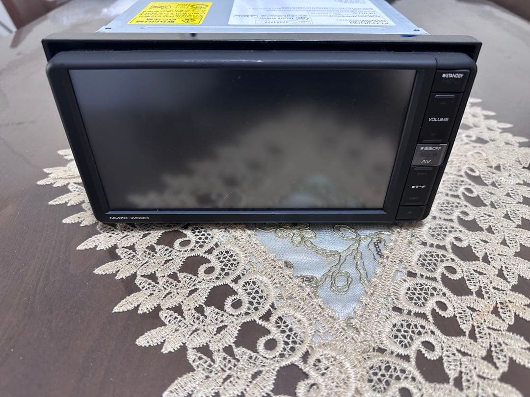 カーナビ NMZK-W69D