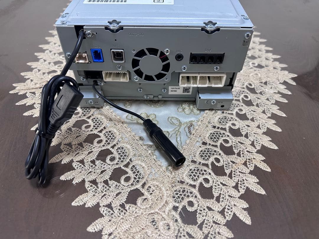 カーナビ NMZK-W69D