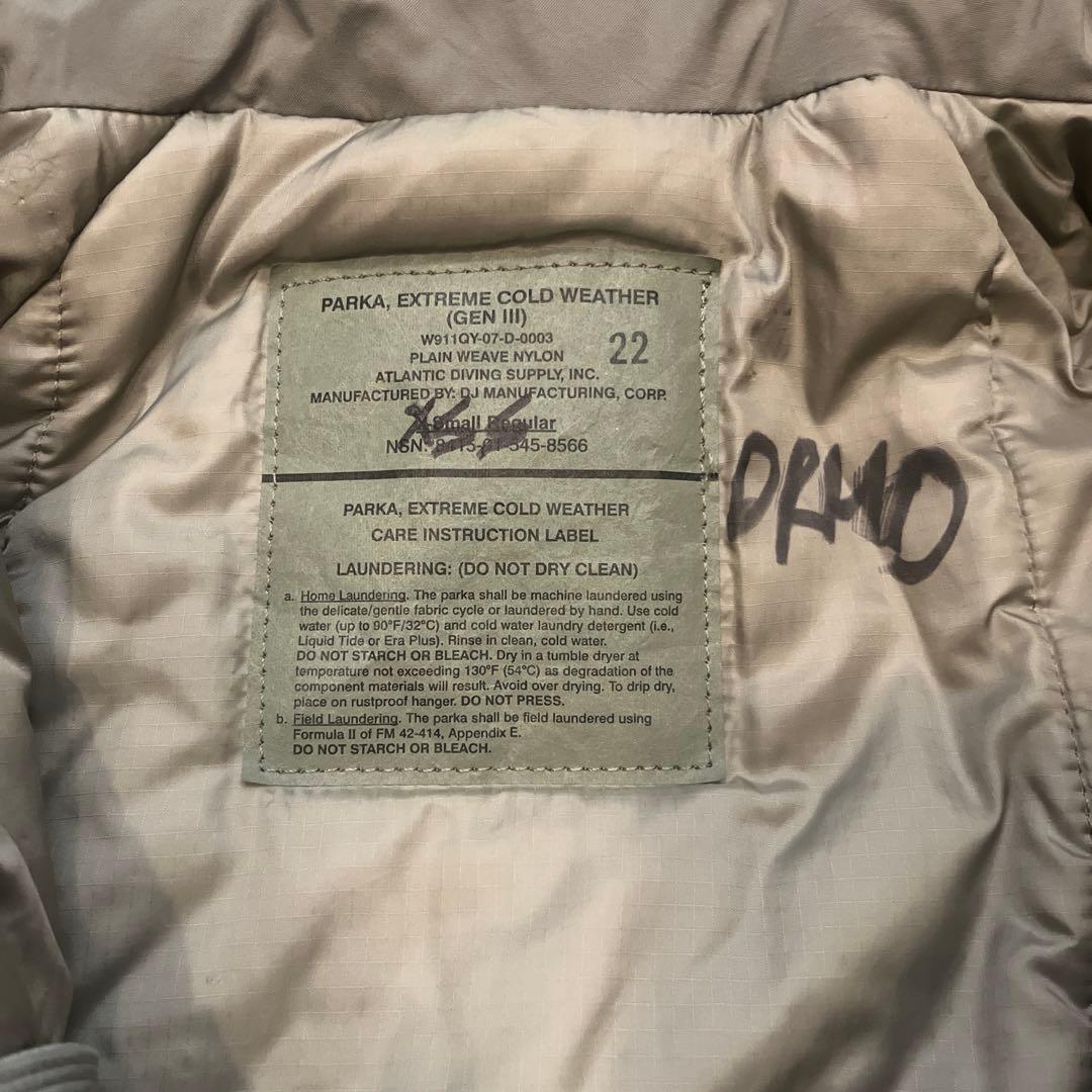 【美品】米軍実物 ECWCS LEVEL7 XS-R 実寸M程