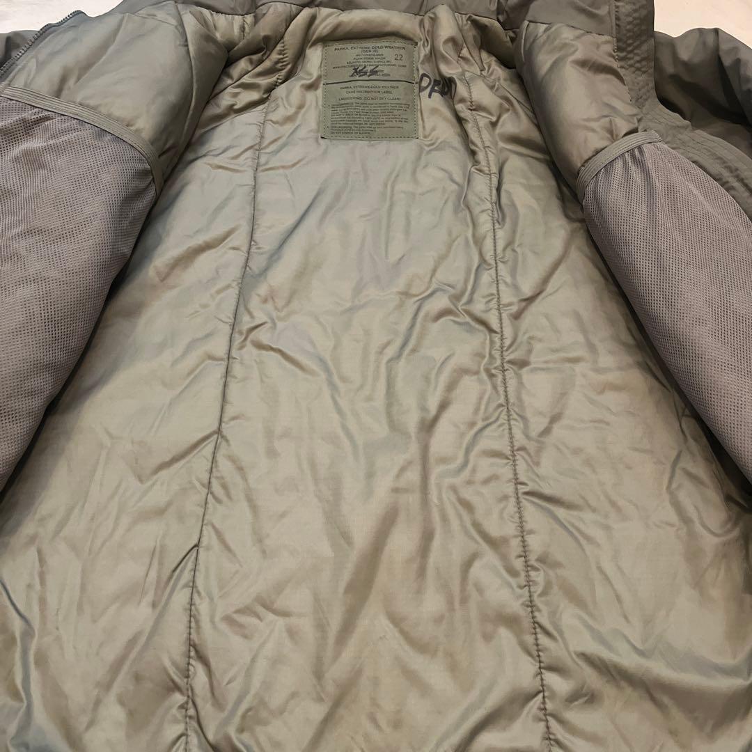 【美品】米軍実物 ECWCS LEVEL7 XS-R 実寸M程