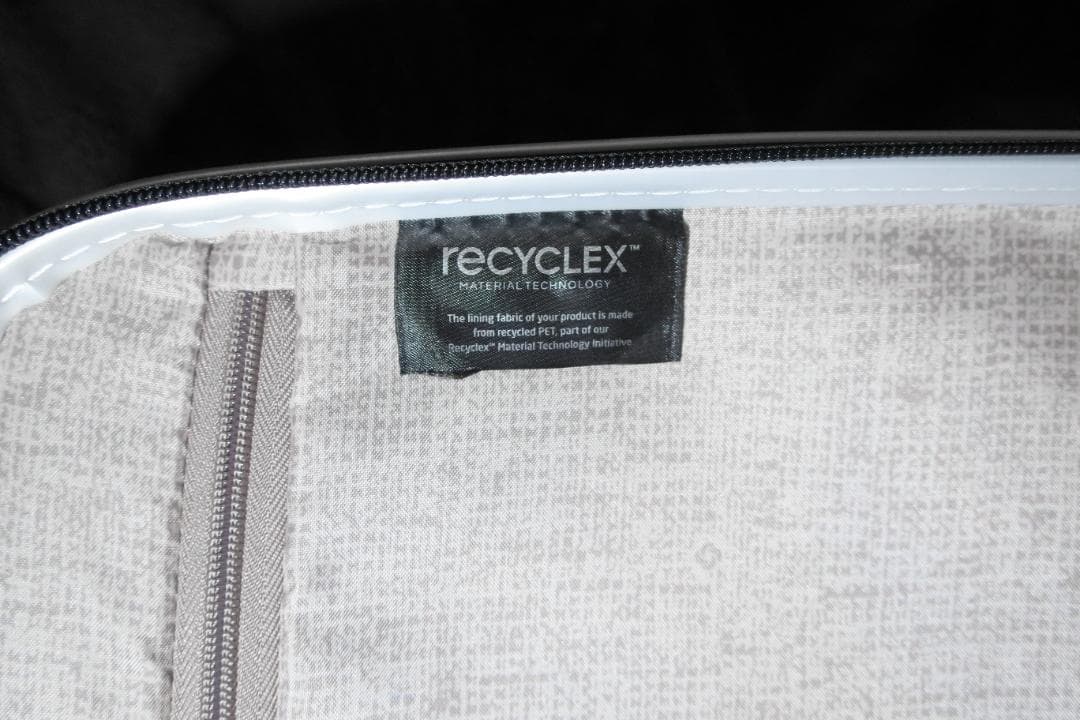 トッケイ　サムソナイト　シーライト スピナー75　オフホワイト容量94Ⅼ