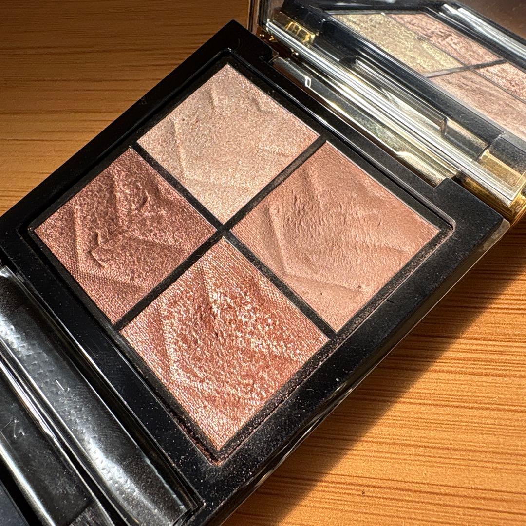 イヴサンローラン クチュールミニクラッチ 025 アイシャドウ　コレクター