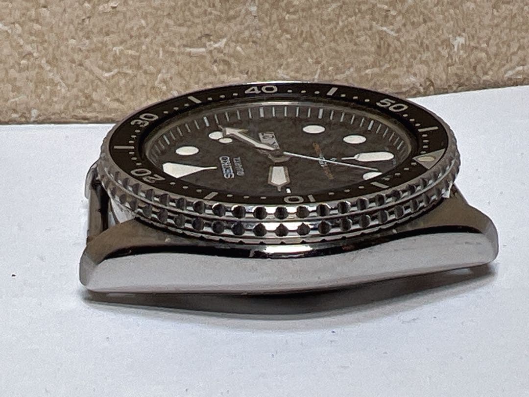 SEIKO クォーツ ダイバー 7548-7000 腕時計 150m