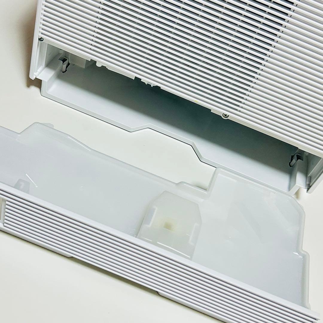 【ほぼ未使用】Panasonic 衣類乾燥除湿機 F-YZVXJ60-W