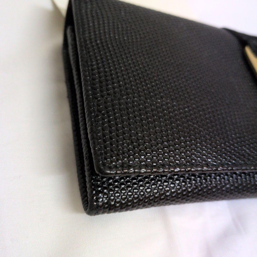 しろくまさん✿サルバトーレフェラガモカーフ型押し ヴァラ長財布美品✿