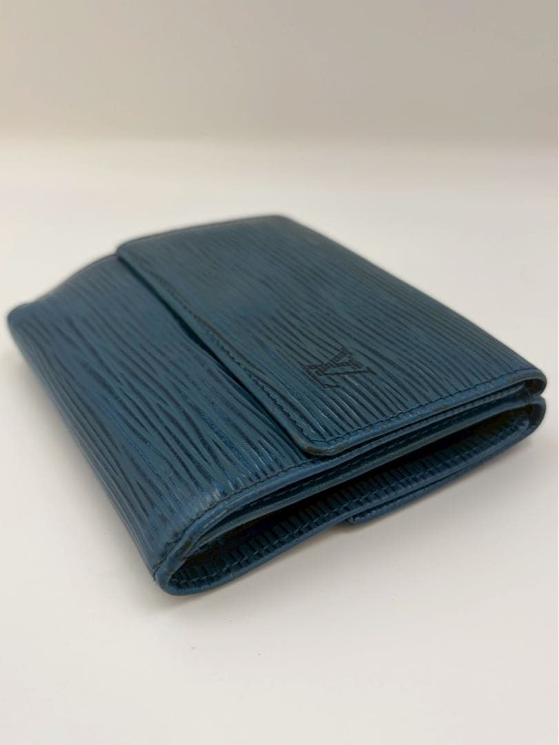 Louis Vuitton エピ　ポルトモネ　ビエカルト　ブルー