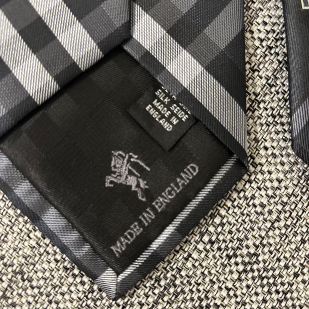 未使用品Burberry London ネクタイノバチェック グレー 刺繍ロゴ