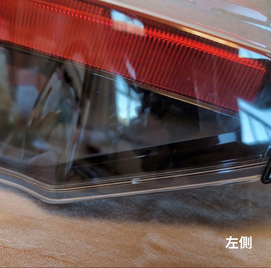 80 ヴォクシー ノア　エスクァイア　純正　左右後期テール