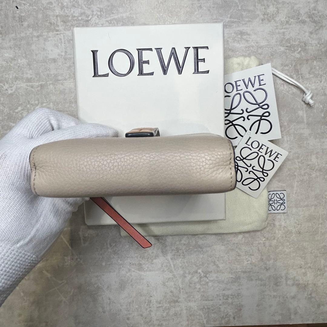 美品✨LOEWE アナグラム 二つ折り財布 ベージュ