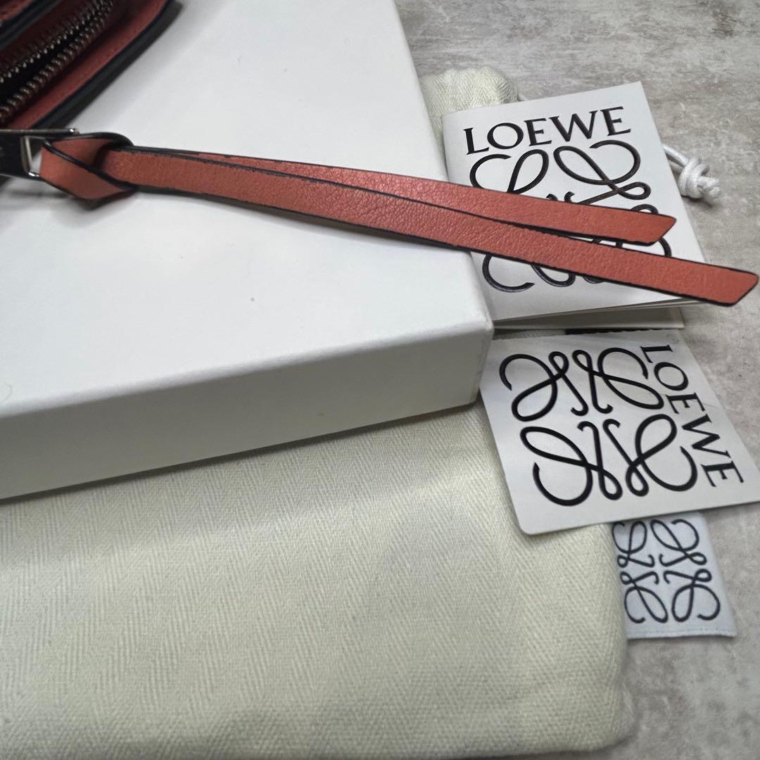 美品✨LOEWE アナグラム 二つ折り財布 ベージュ
