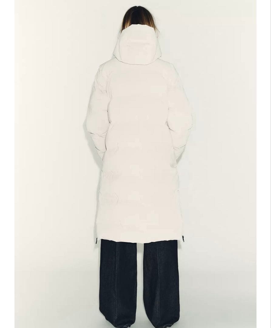 ZARA ロング丈のゴム引きフード付き防風アノラック