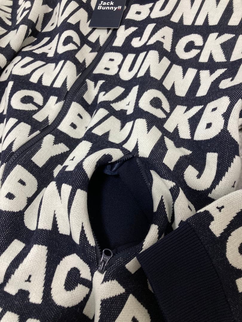 新品 パーリーゲイツ ジャックバニー ロゴジャガード防風裏地ブルゾン(5)L/紺