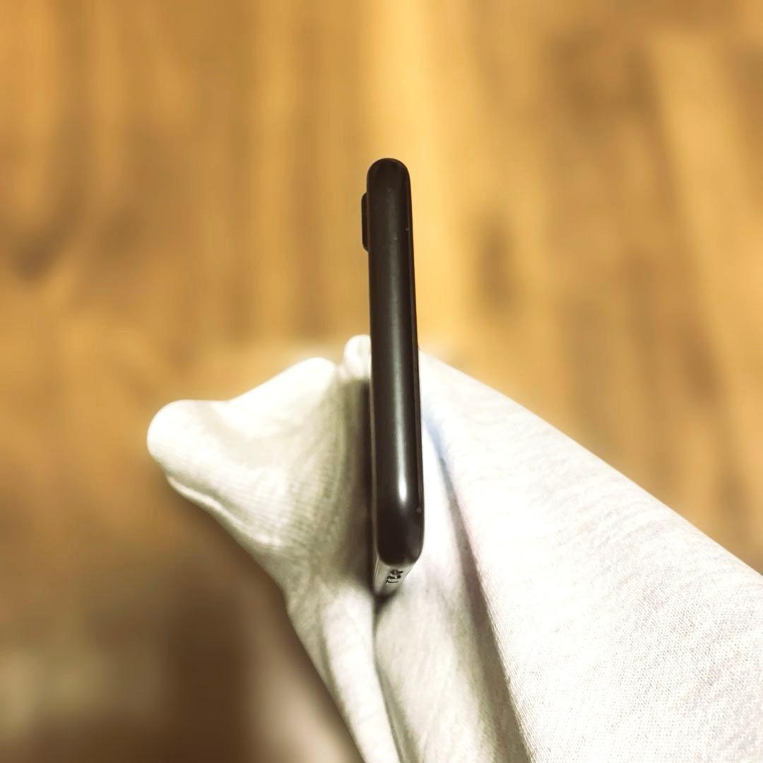 【美品】iPhoneSE 第2世代 128GB ブラック SIMフリー