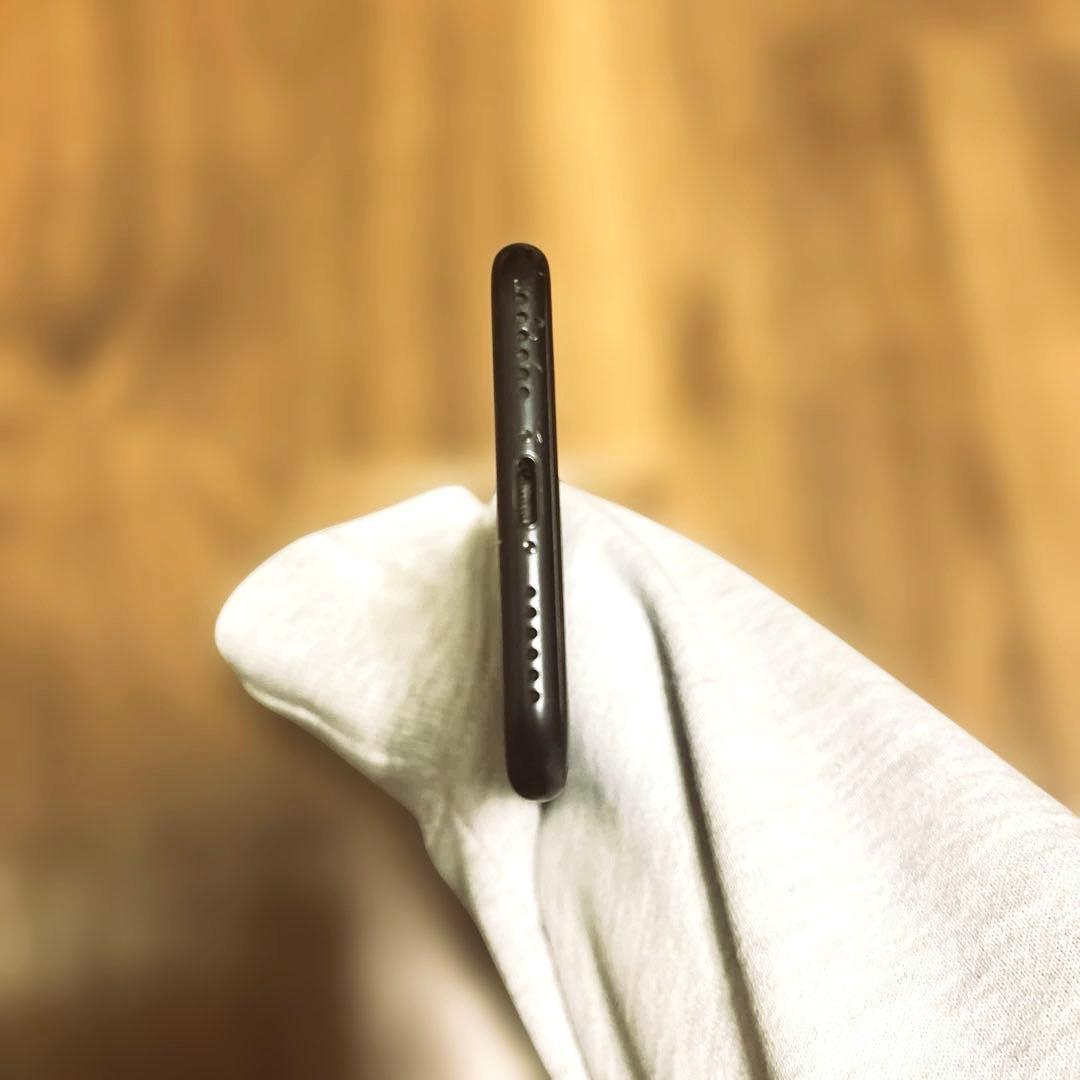 【美品】iPhoneSE 第2世代 128GB ブラック SIMフリー