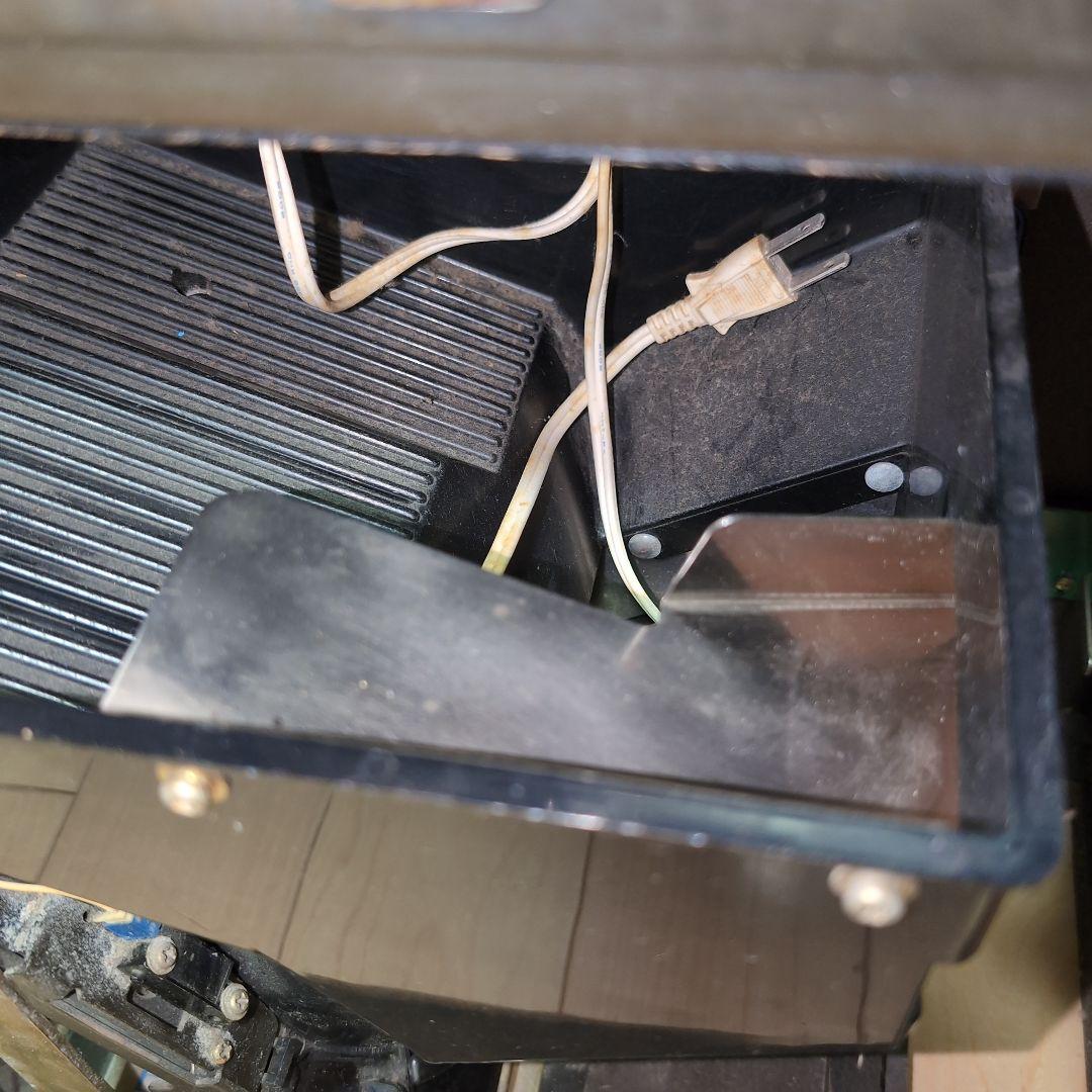 【ジャンク品】スロット台　実機　ハイハイシオサイ