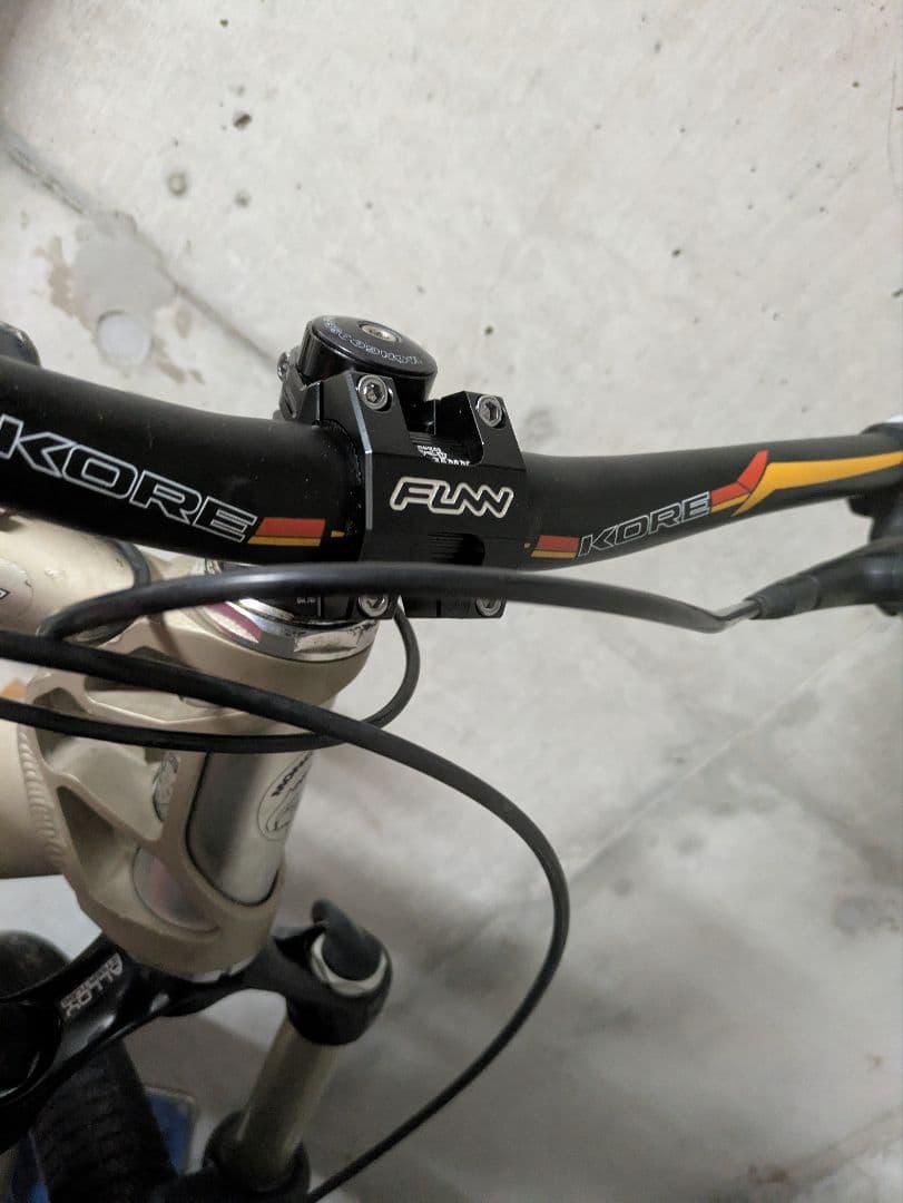 Mon マウンテンバイク 26インチ