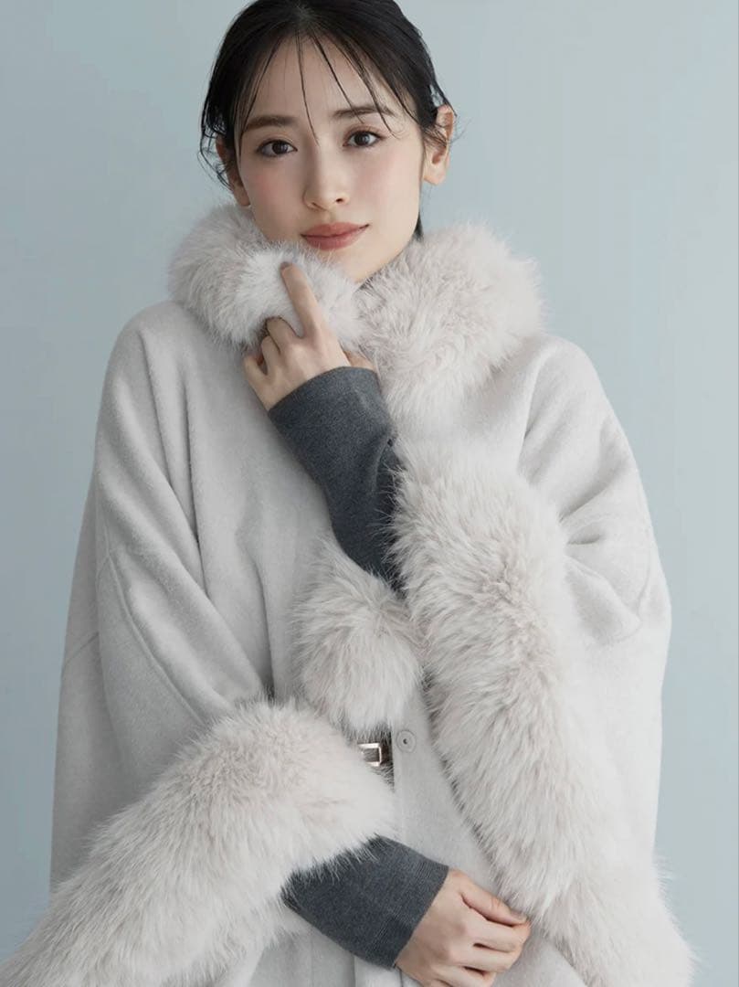 SNIDEL スナイデル ファー付きミドルケープコート